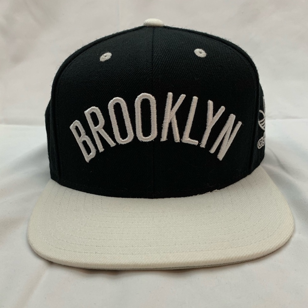 🧢 Black & White Brooklyn Adidas Baseball Cap 🧢
